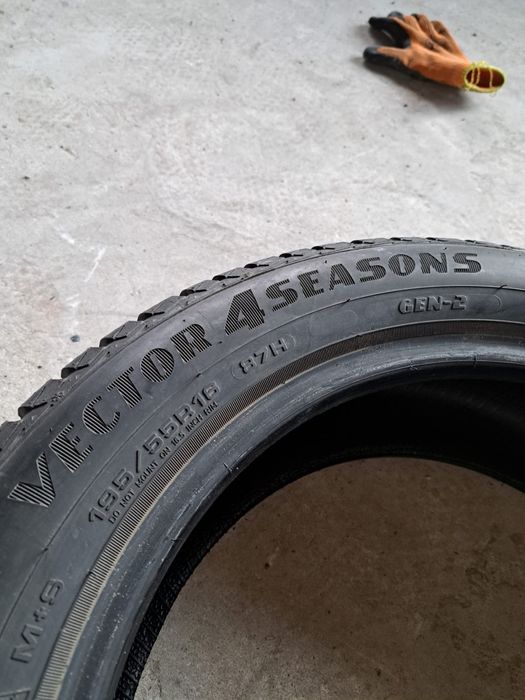 2 anvelope Allseasons 195 55 r16 Goodyear