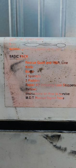 Plutā de salvare gonflabilā