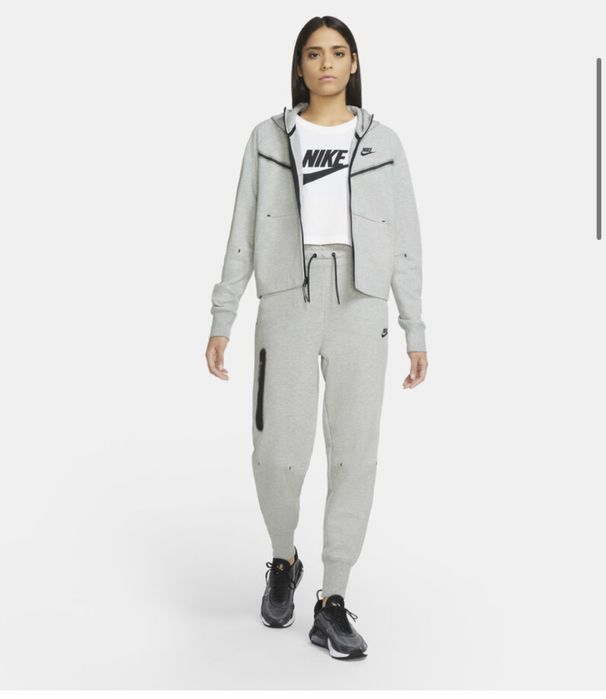Nike tech fleece горнище размер S