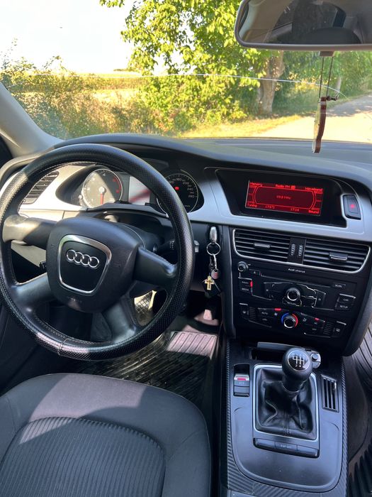 Vand Audi A4 B8 2009