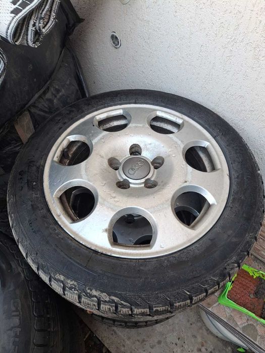 Roti Audi ORIGINALE cu anvelope iarna 205 55 R16 DOT 2023