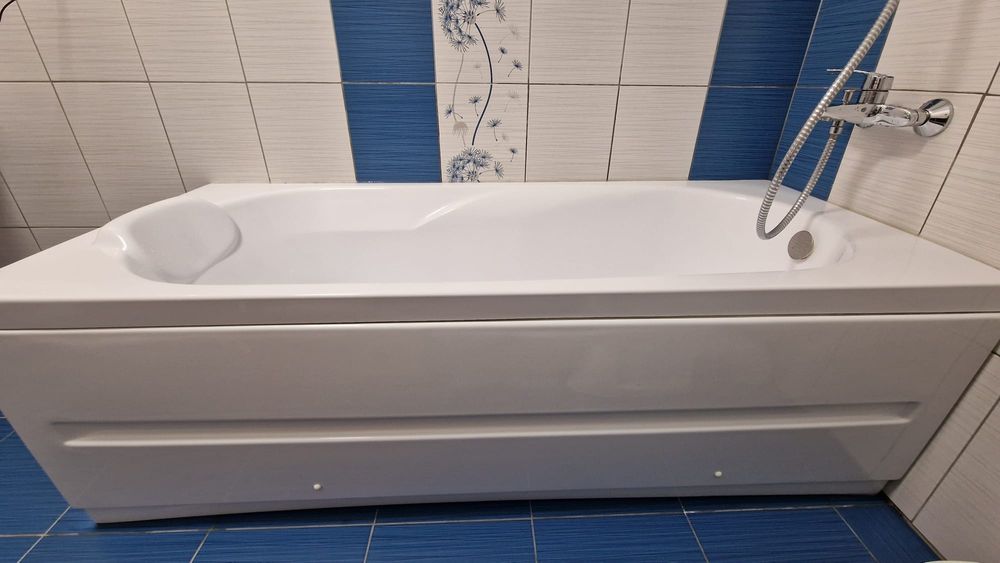 Vând cadă baie (2 bucati)