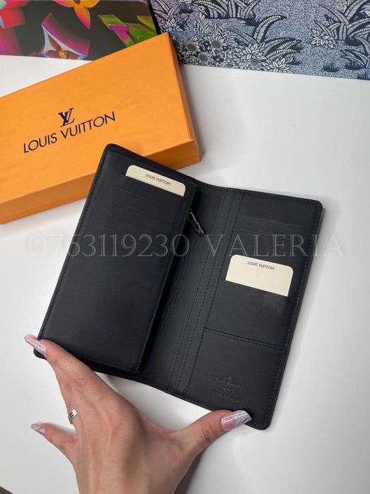 Portofel Louis Vuitton Barbati - Piele imprimeu Infini