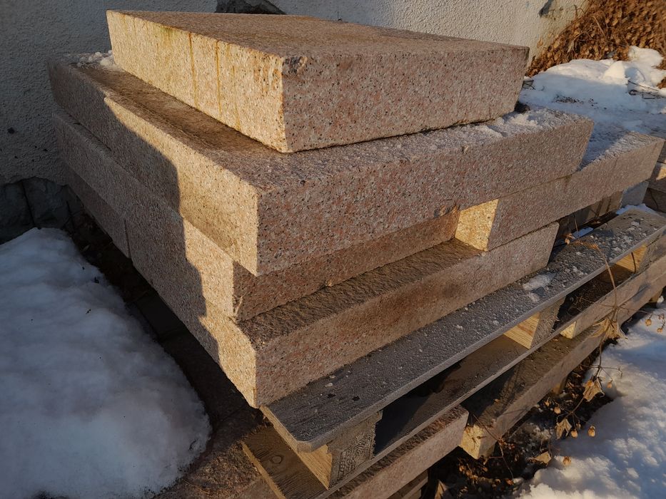 Placi granit fiamat de 10 cm grosime