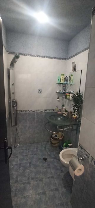 Двустаен апартамент + гараж кв. Редута