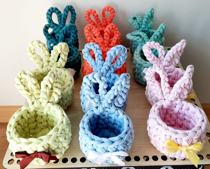 Великденска украса Панери поставка за яйца