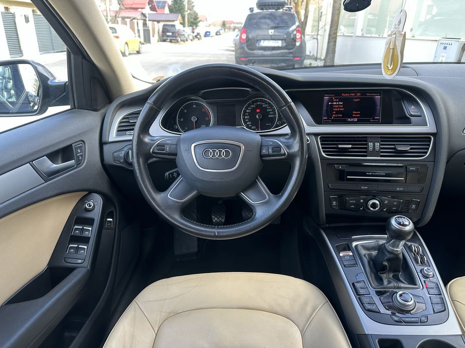 Audi A4 B8 / 2.0 Diesel / 2012 / Full piele / Ofer Raport CarVertical