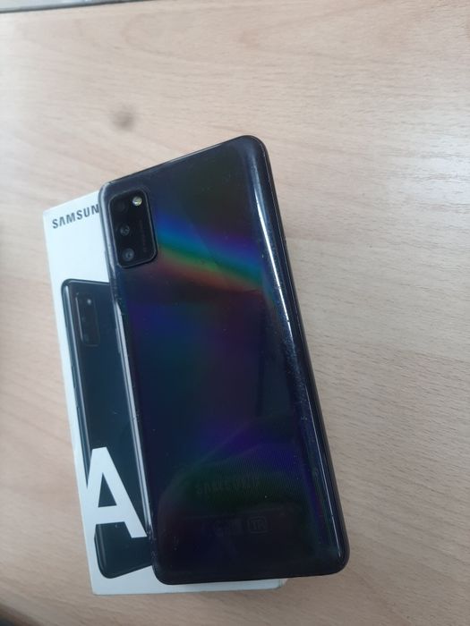 Samsung A41. Samsung