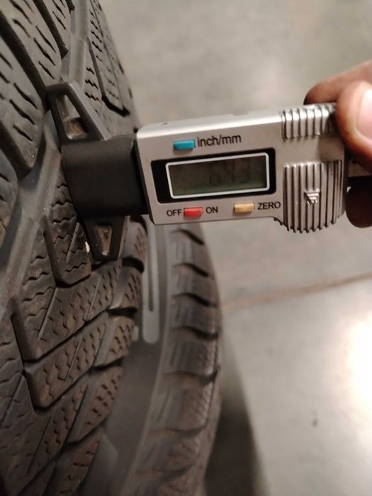 4бр.зимни гуми 225/55/17 Pirelli