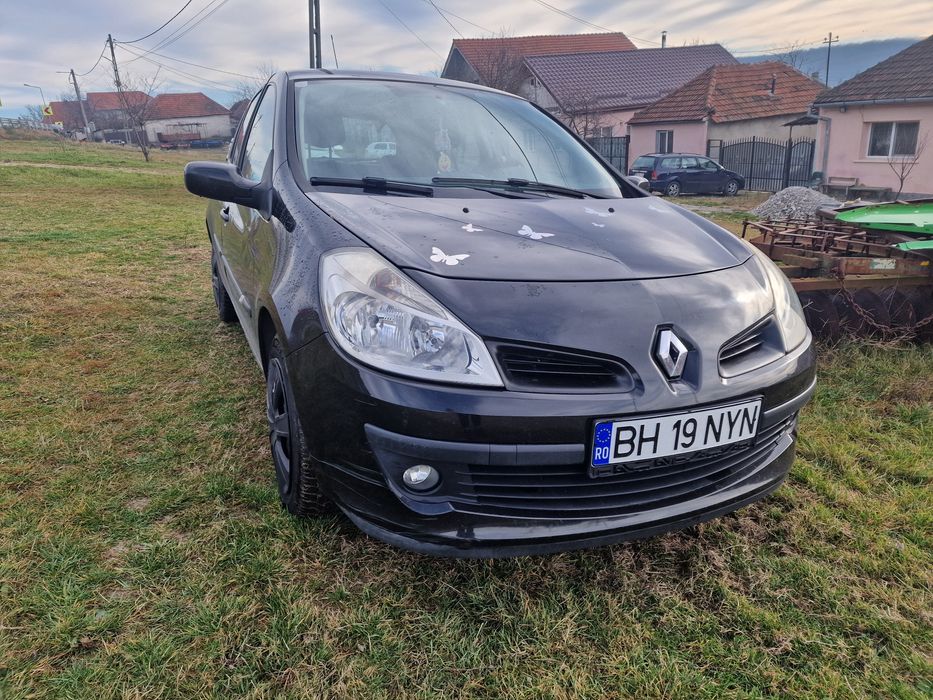 Vand Renault Clio 1.2 benzină