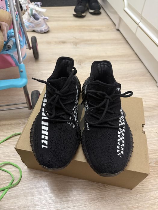 Yeezy boost 350 off white