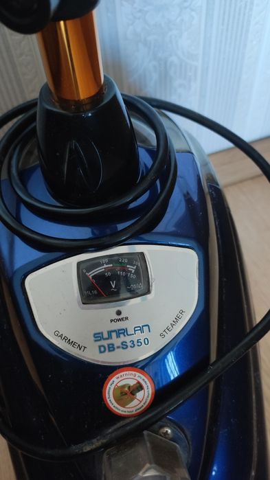 Паровой утюг в отличном состоянии