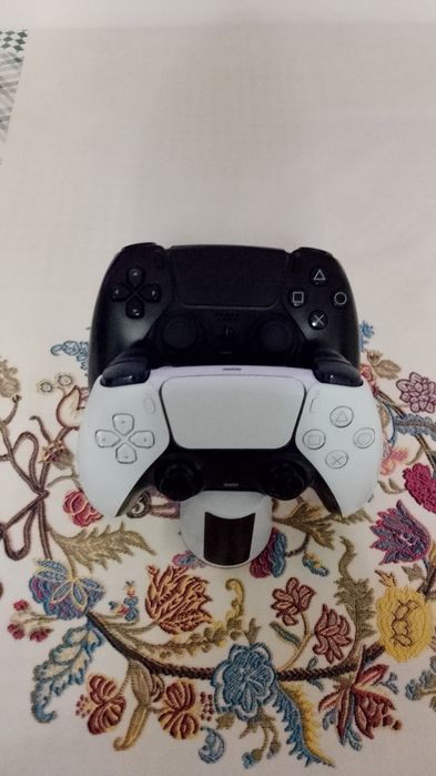Продам Playstation 5 можно обмен