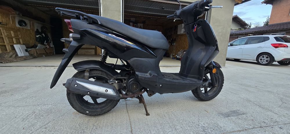 Scuter sym50 CARTE RAR!! Îmatriculat