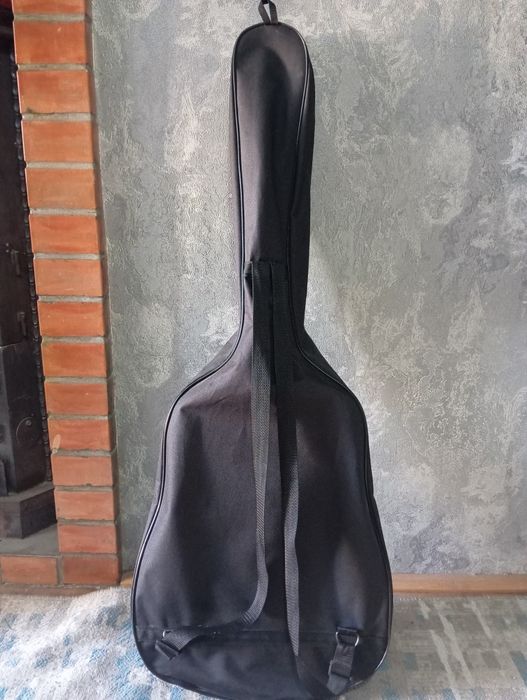 Yangi sariq gitara