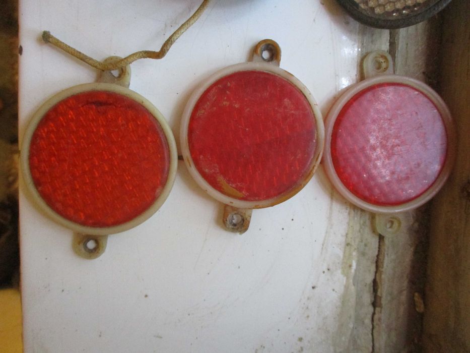 Светлоотразители