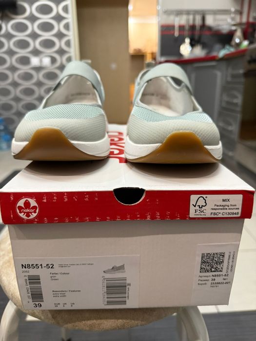 Обувь лёгкая и удобная