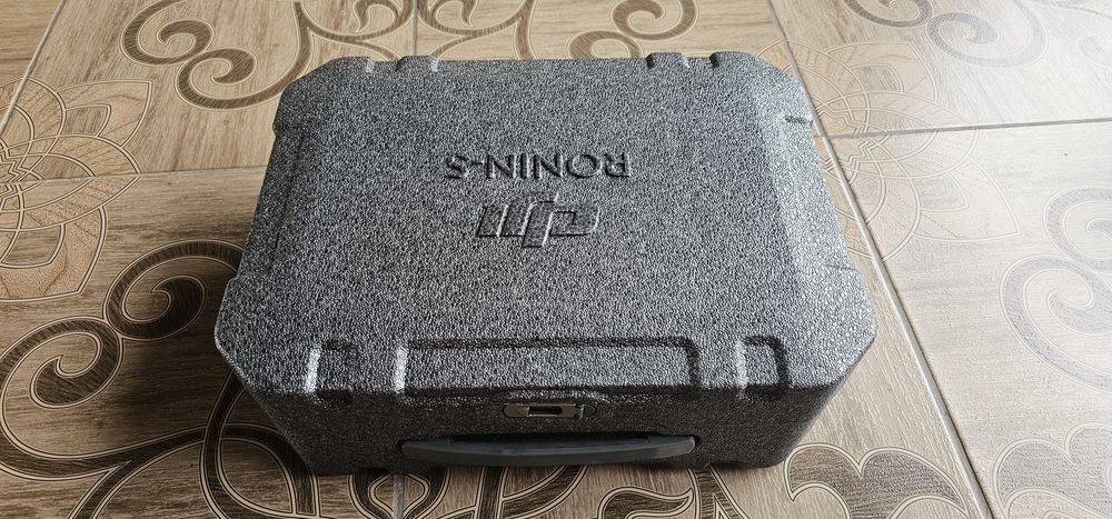 Dji Ronin-s новый