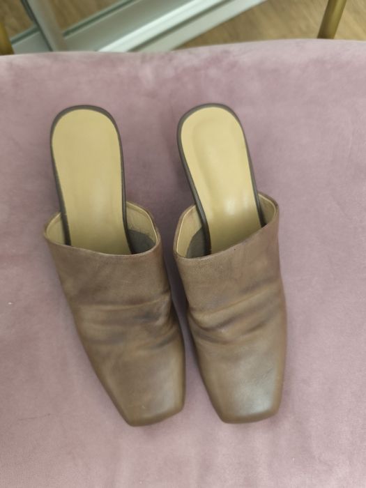 Мюли из натуральной кожи