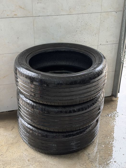 225/55/19 летние шины Goodyear