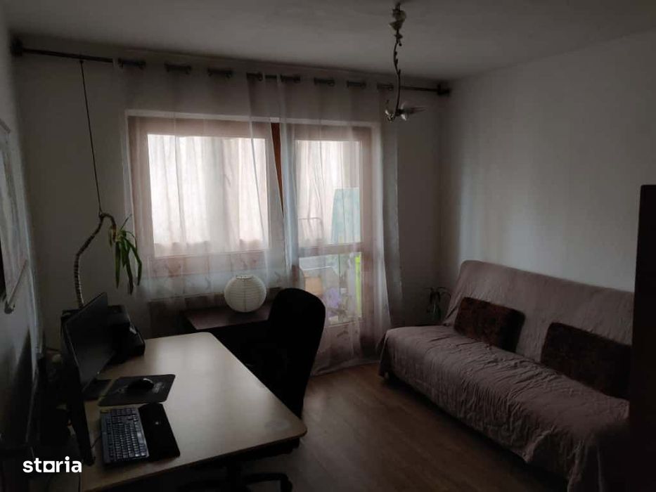 Vand apartament 3 camere Manastur
