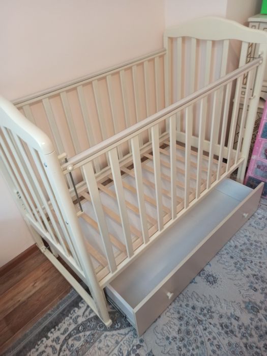 Продам детский манеж