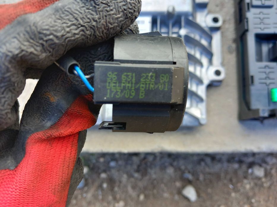 Kit pornire complet RHR Delphi Citroen C5 III 2.0 Hdi Cod : 9663548180