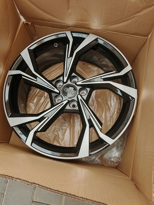jante de aliaj pentru Audi pe 19 marca rc wheels model 200