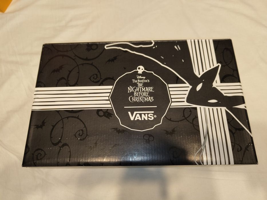 Vans Sk8-hi 'Nightmare before Christmas ' - Glow in the Dark