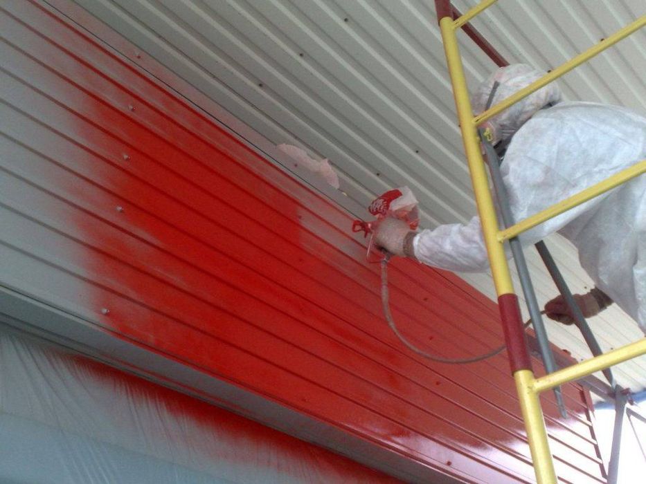 Покраска безвоздушным аппаратом