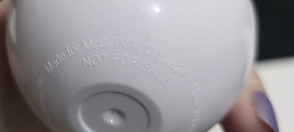 Покебол компас от макдональдс