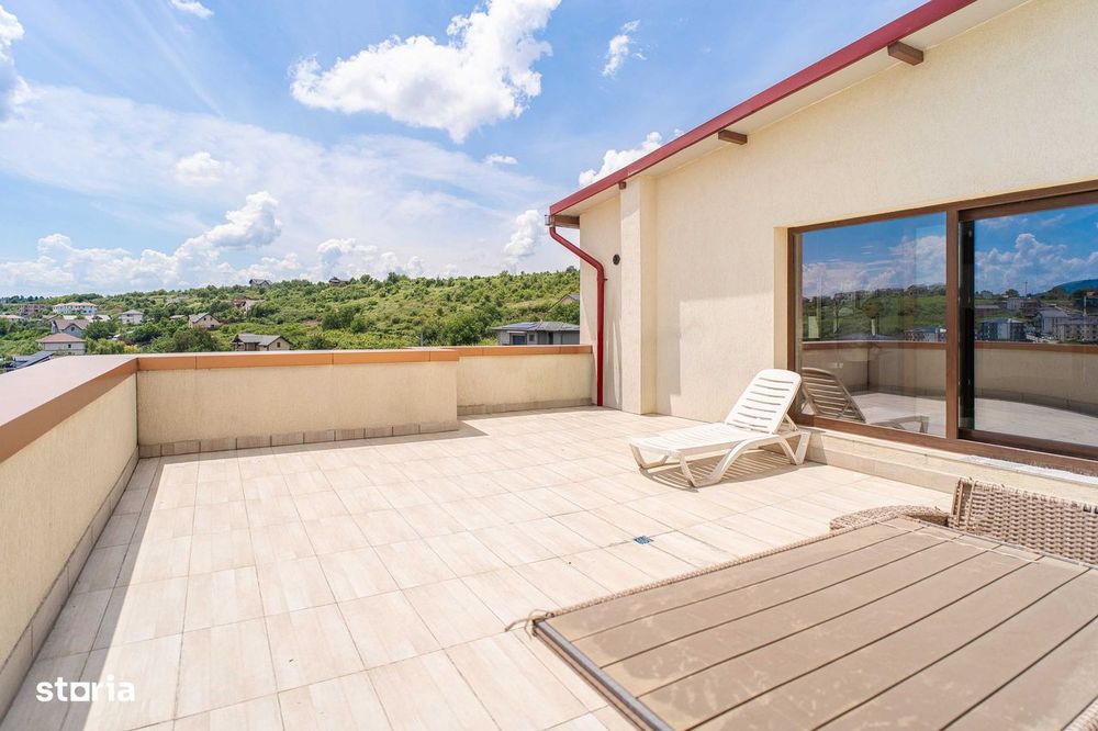 Penthouse 3 camere, 137 mp, terasă, parcare intabulată 9000 euro.
