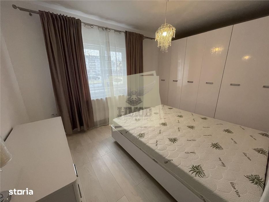 Apartament modern cu 3 camere terasa si 2 parcari in zona Centrala