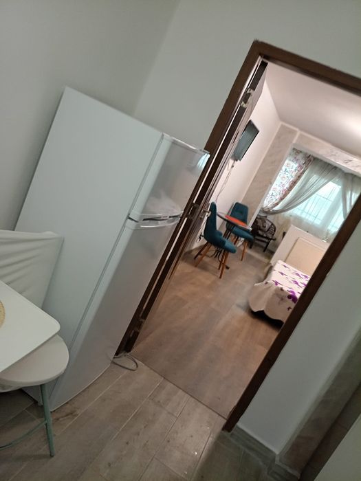 Închiriez apartament 1 camera, lângă magazin Reno