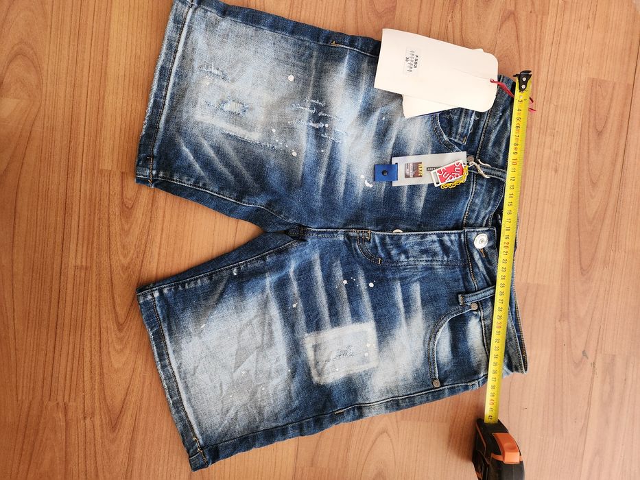 Blugi de barbat desigual