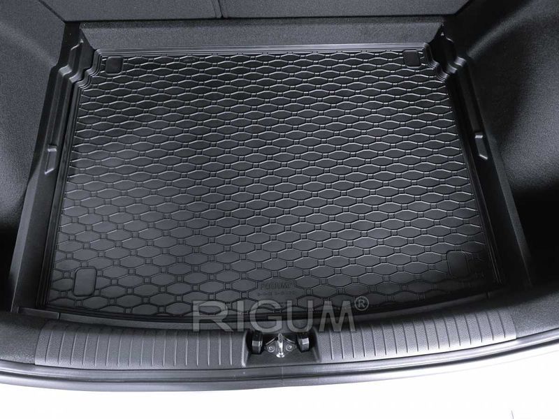 Гумени стелки или багажник KIA CEED от 2018 г. и I30 от 2016 г.