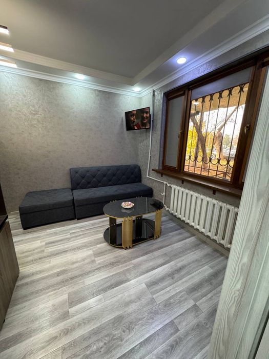 Продаётся офис своя