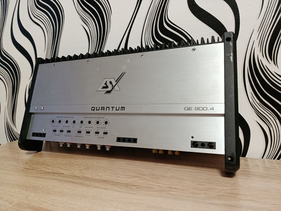 Усилвател ESX Quantum QE 900.4