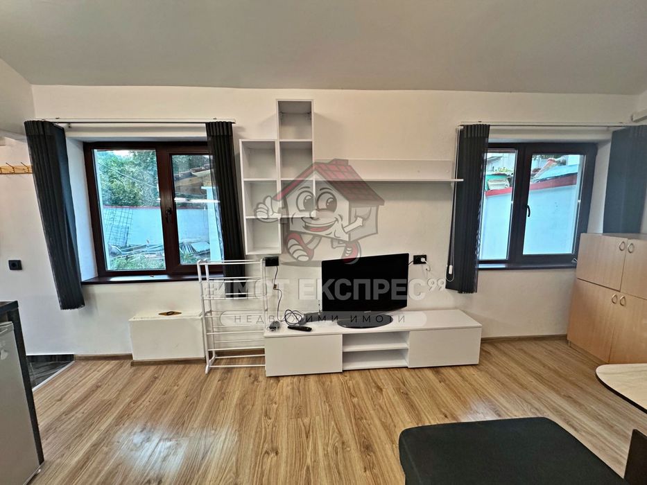 Дава се под наем Едностаен апартамент в Асеновград - 25 кв.м за 255 € - Снимка #4