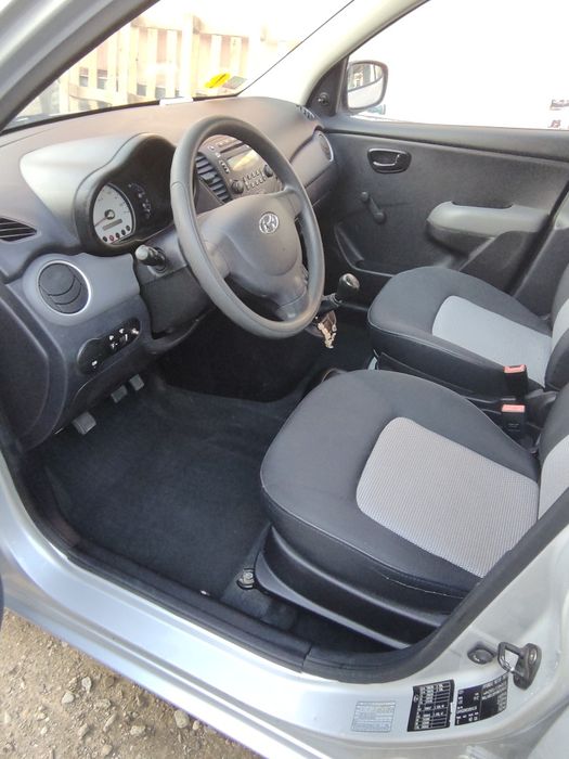 Hyundai i10 1.1 Benzină 2008 | 98.000 km | AC | Cauciucuri NOI