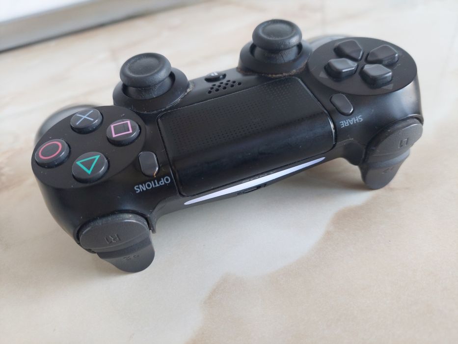 [PS4] Vând manetă controller joystick original SONY PlayStation 4 !