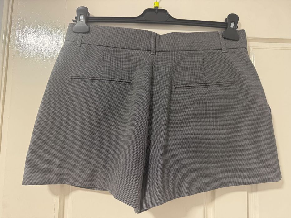 Къси панталонки Zara