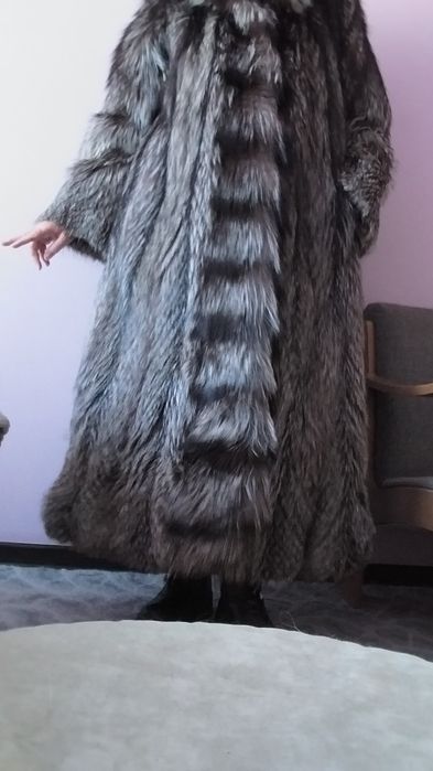 Продам шубу.Размер 48-50.