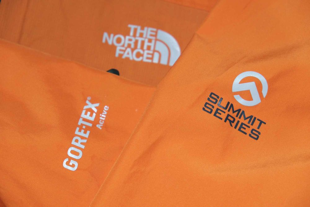 The North Face Gore Tex Summit Series оригинално мъжко яке размер М