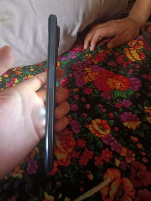 Redmi note 11 s . Holati a'lo