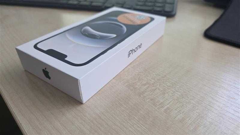 iPhone 16E 128 GB black - nou, sigilat in cutie