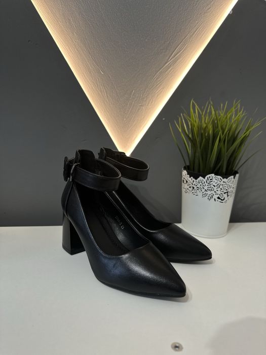 Женские туфли