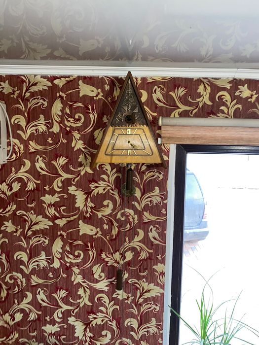 Продам настенные часы с кукушкой