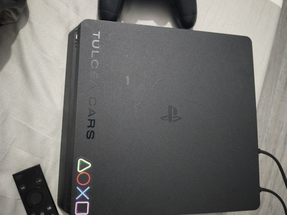 Ps 4 slim 400gb 3 jocuri