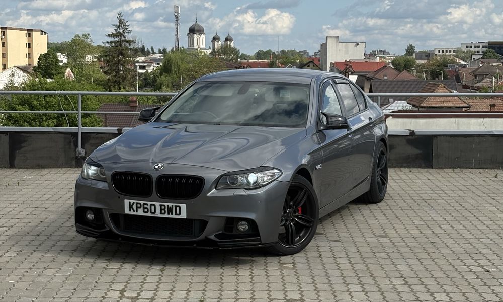Bmw Seria 5 F10 ~ M-Paket ~ Volan dreapta